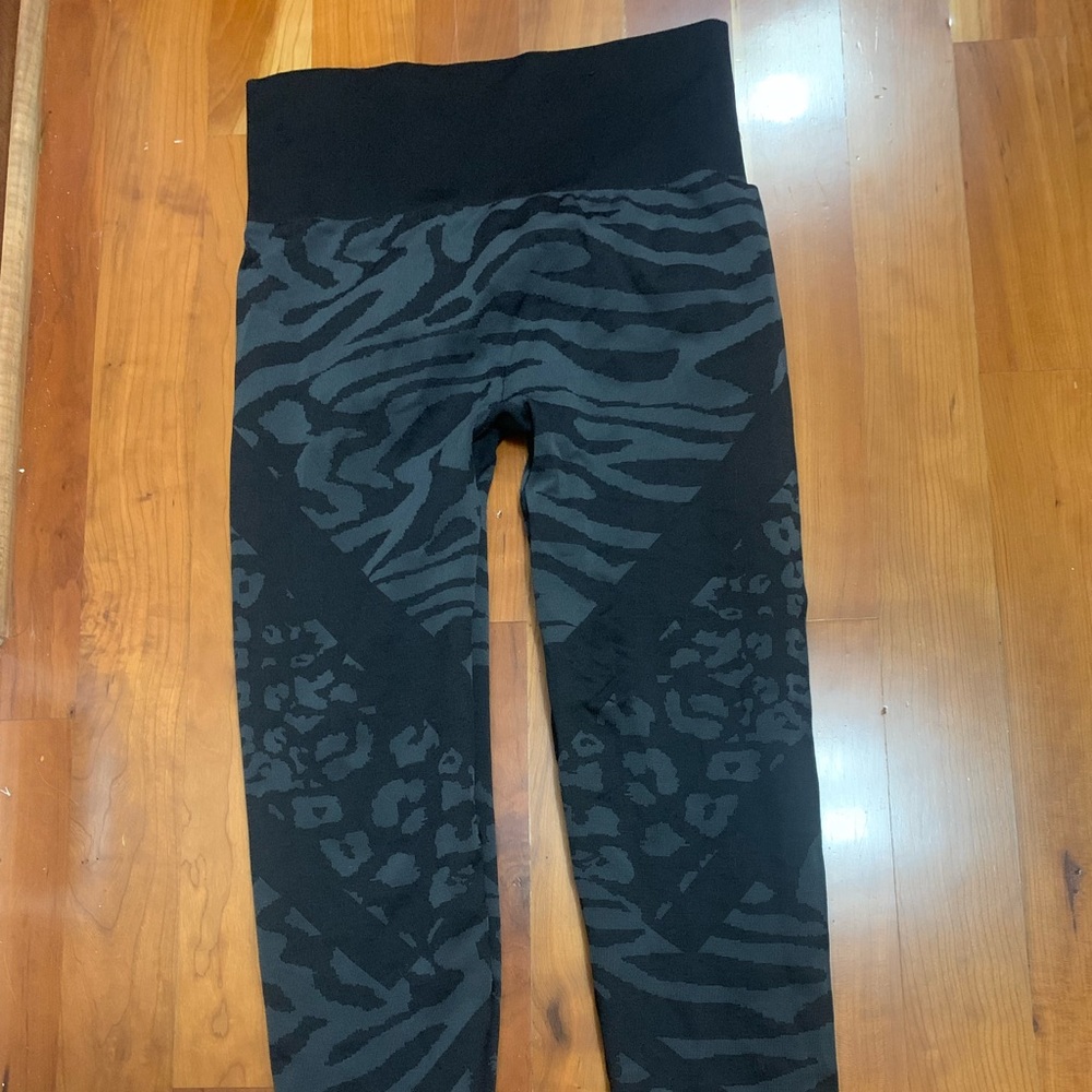 Xersion leggings